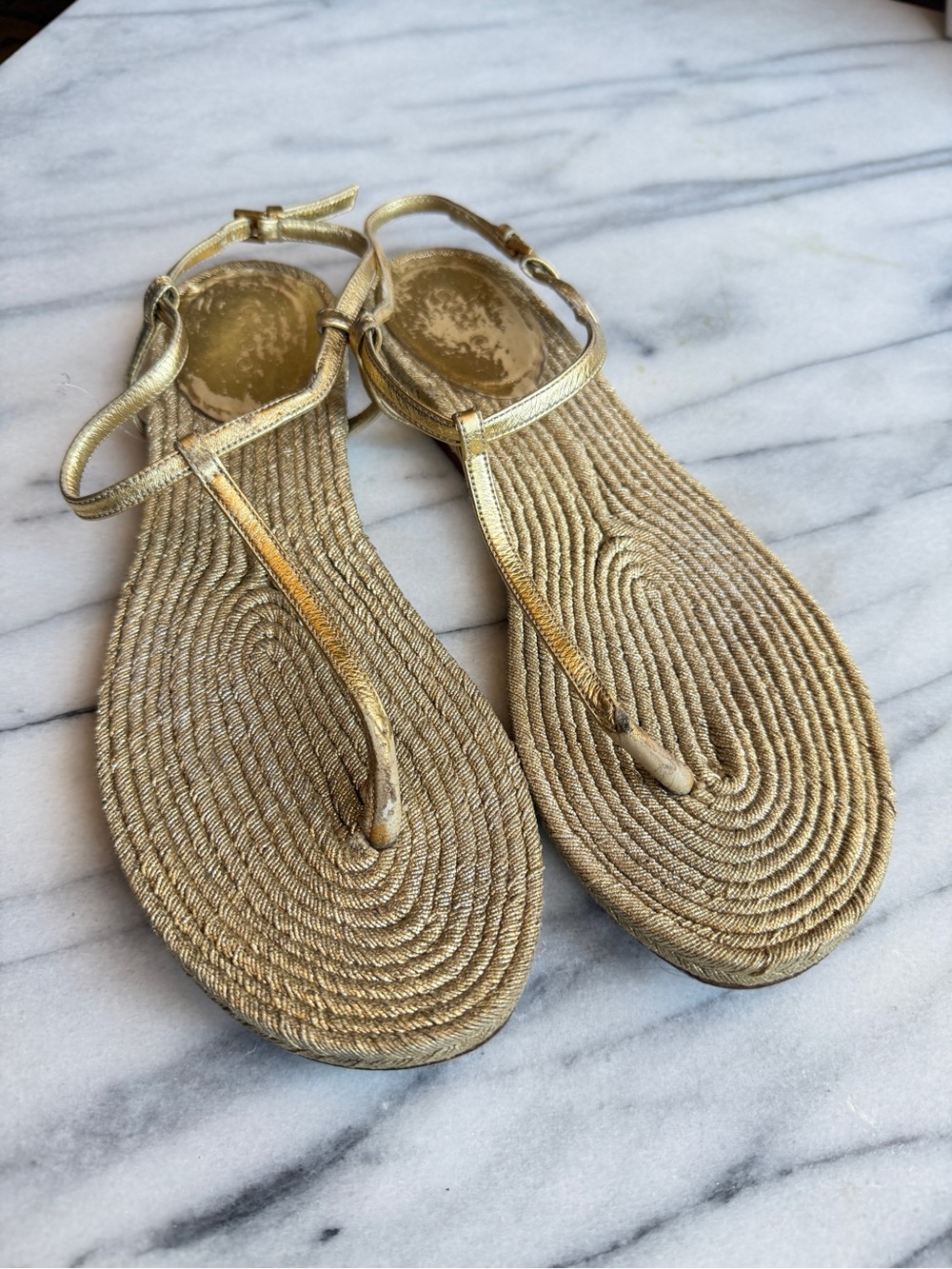 Gucci Woven Rope Gold T-Strap Thong Sandals Flat Women Size 36 - Picture 2 of 6